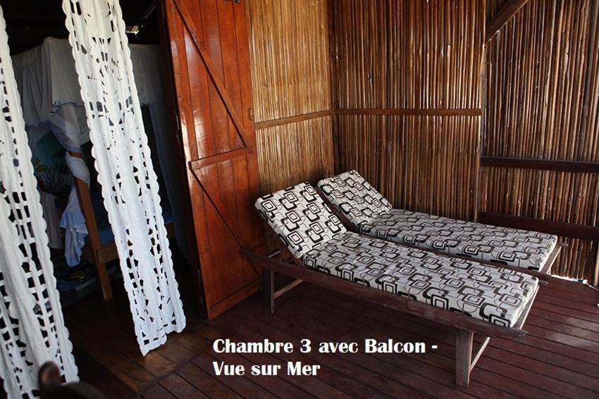 Chez Yolande Hotel Ampangorinana Екстериор снимка