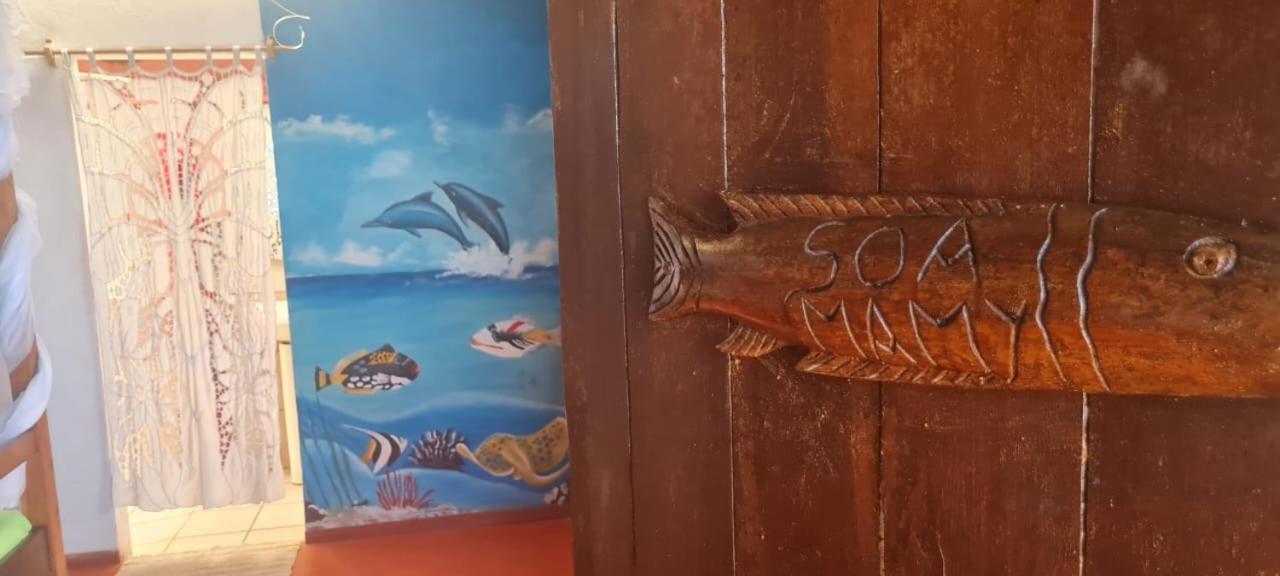 Chez Yolande Hotel Ampangorinana Екстериор снимка