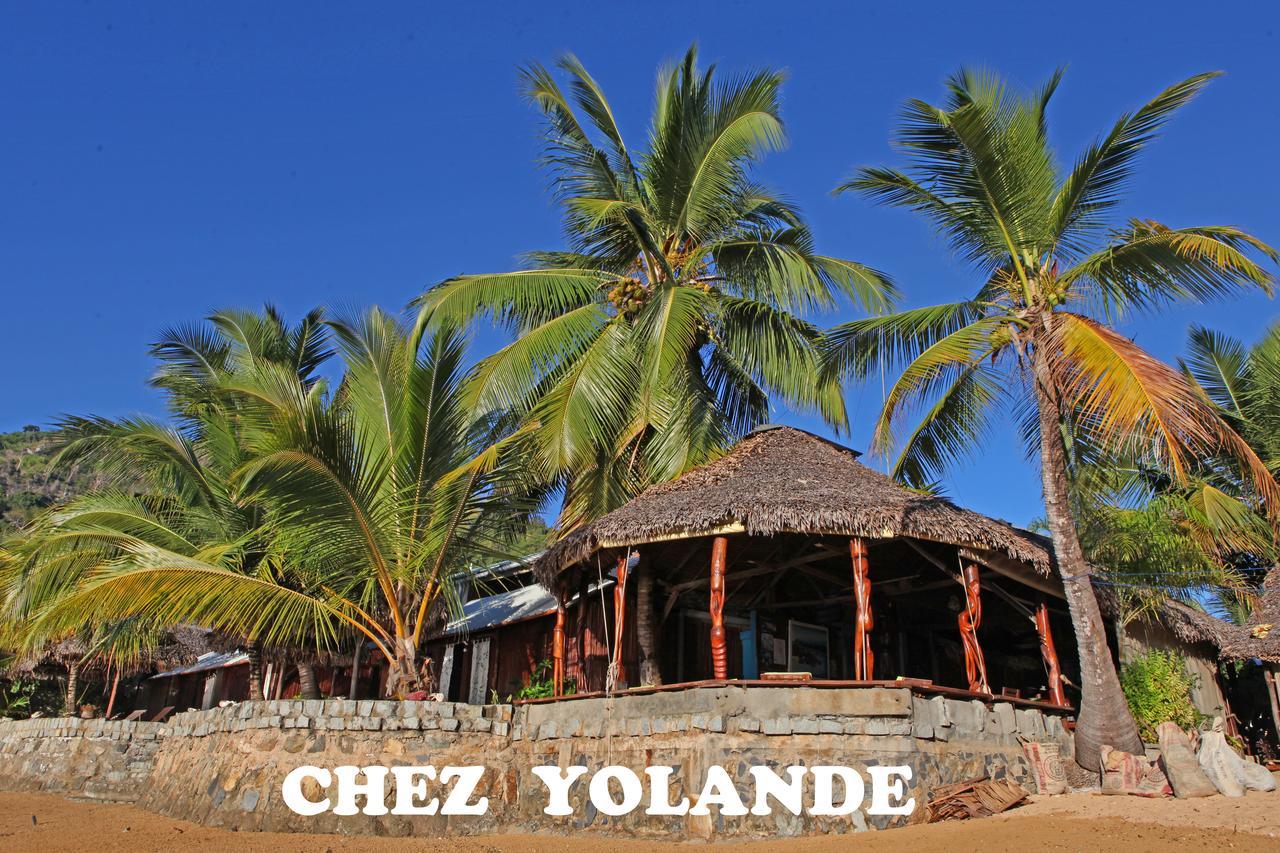 Chez Yolande Hotel Ampangorinana Екстериор снимка